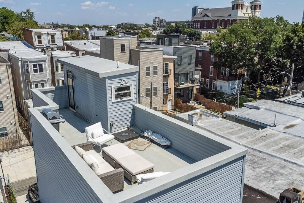 Trendy Fairmount Gem-5 Star Location, Roof Deck, Parking, Gr8 For Families Apartamento Filadélfia Exterior foto