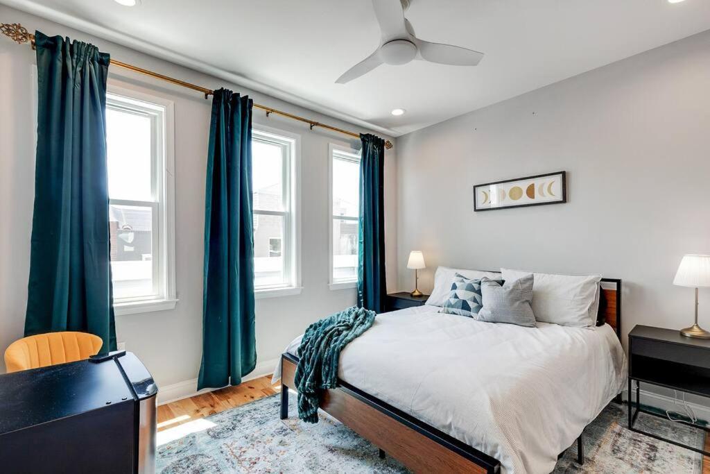 Trendy Fairmount Gem-5 Star Location, Roof Deck, Parking, Gr8 For Families Apartamento Filadélfia Exterior foto