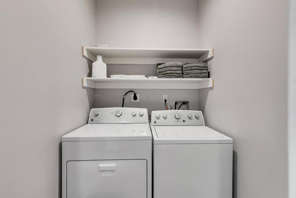 Trendy Fairmount Gem-5 Star Location, Roof Deck, Parking, Gr8 For Families Apartamento Filadélfia Exterior foto