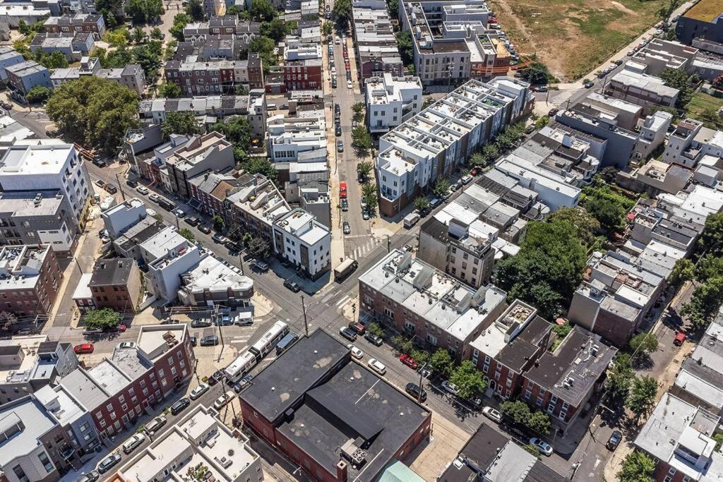Trendy Fairmount Gem-5 Star Location, Roof Deck, Parking, Gr8 For Families Apartamento Filadélfia Exterior foto