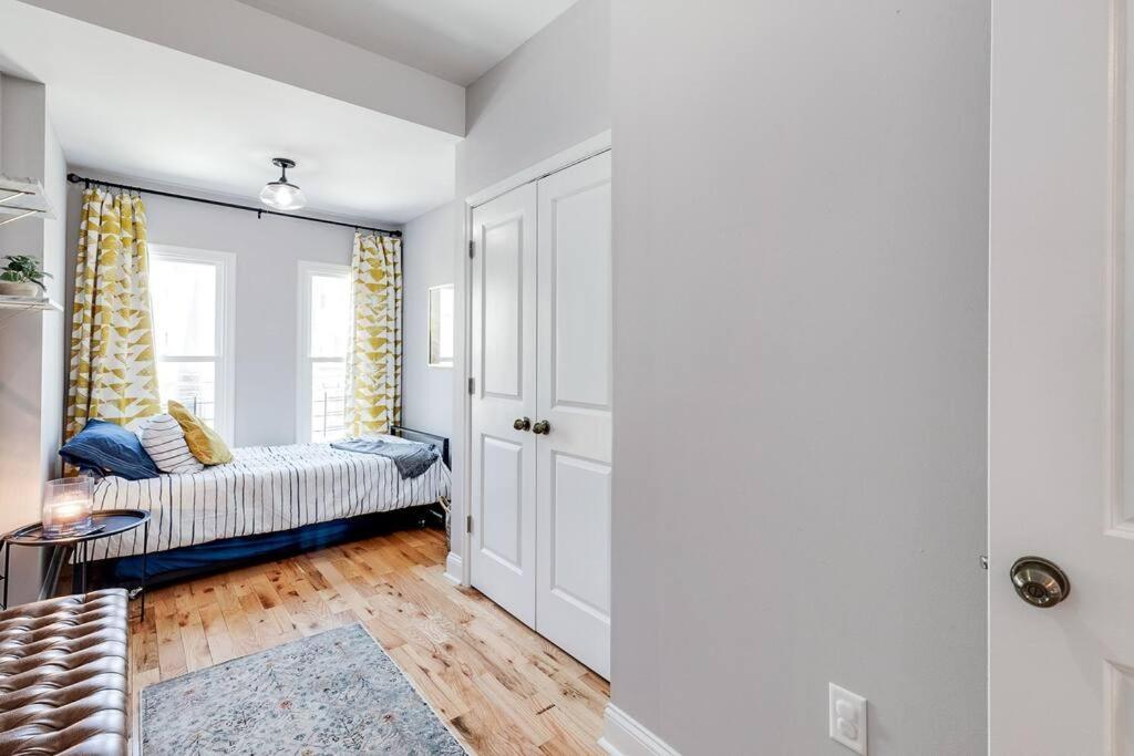 Trendy Fairmount Gem-5 Star Location, Roof Deck, Parking, Gr8 For Families Apartamento Filadélfia Exterior foto
