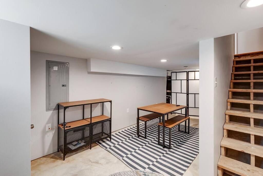 Trendy Fairmount Gem-5 Star Location, Roof Deck, Parking, Gr8 For Families Apartamento Filadélfia Exterior foto